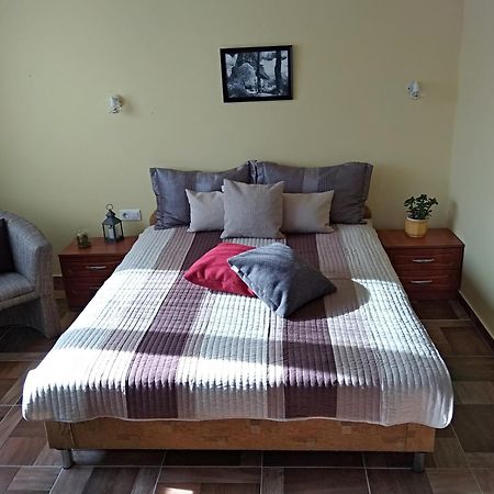 Yellow Apartmanhaz Bük 외부 사진