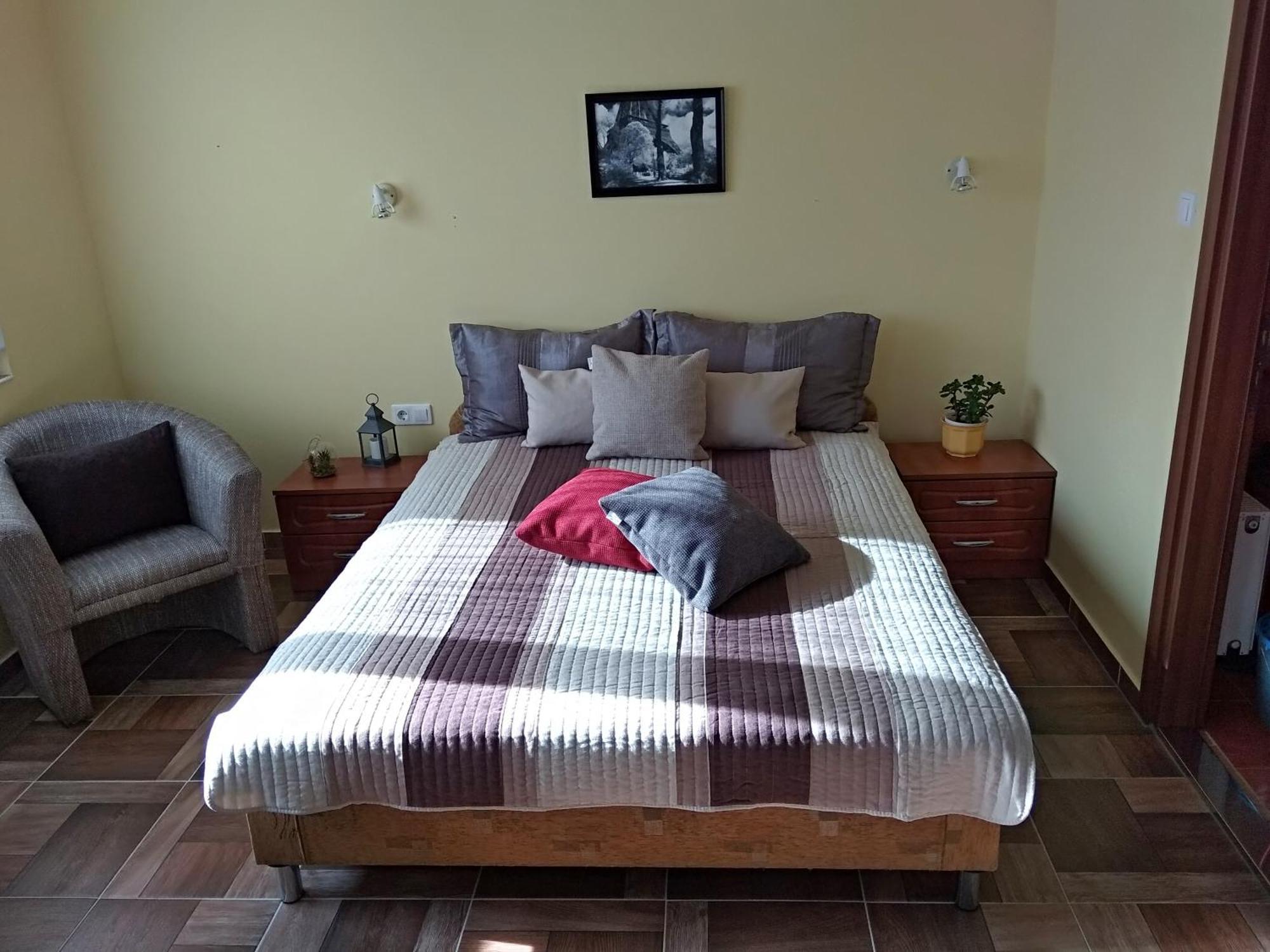 Yellow Apartmanhaz Bük 외부 사진