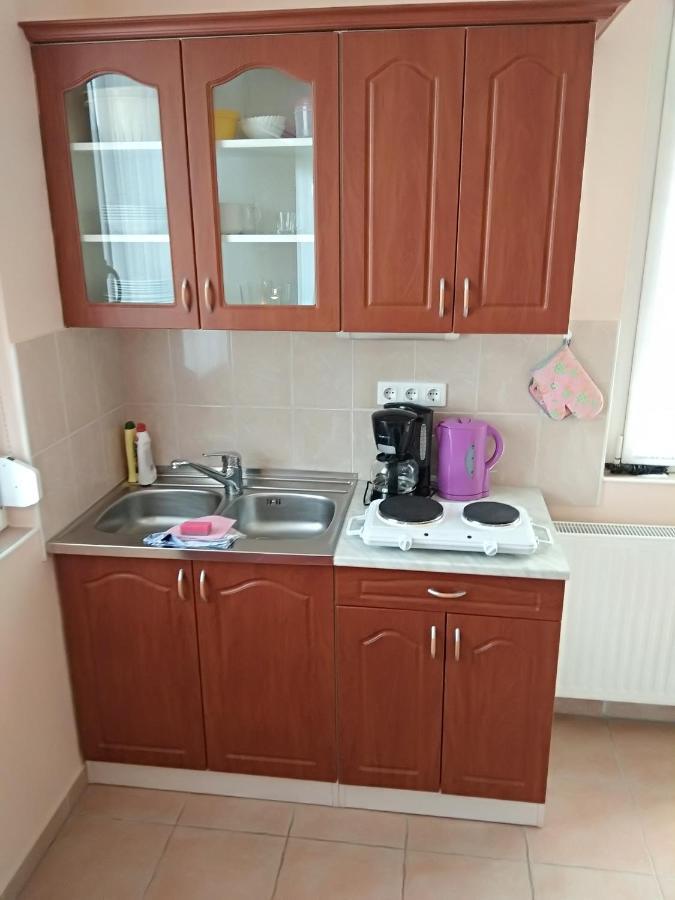 Yellow Apartmanhaz Bük 외부 사진